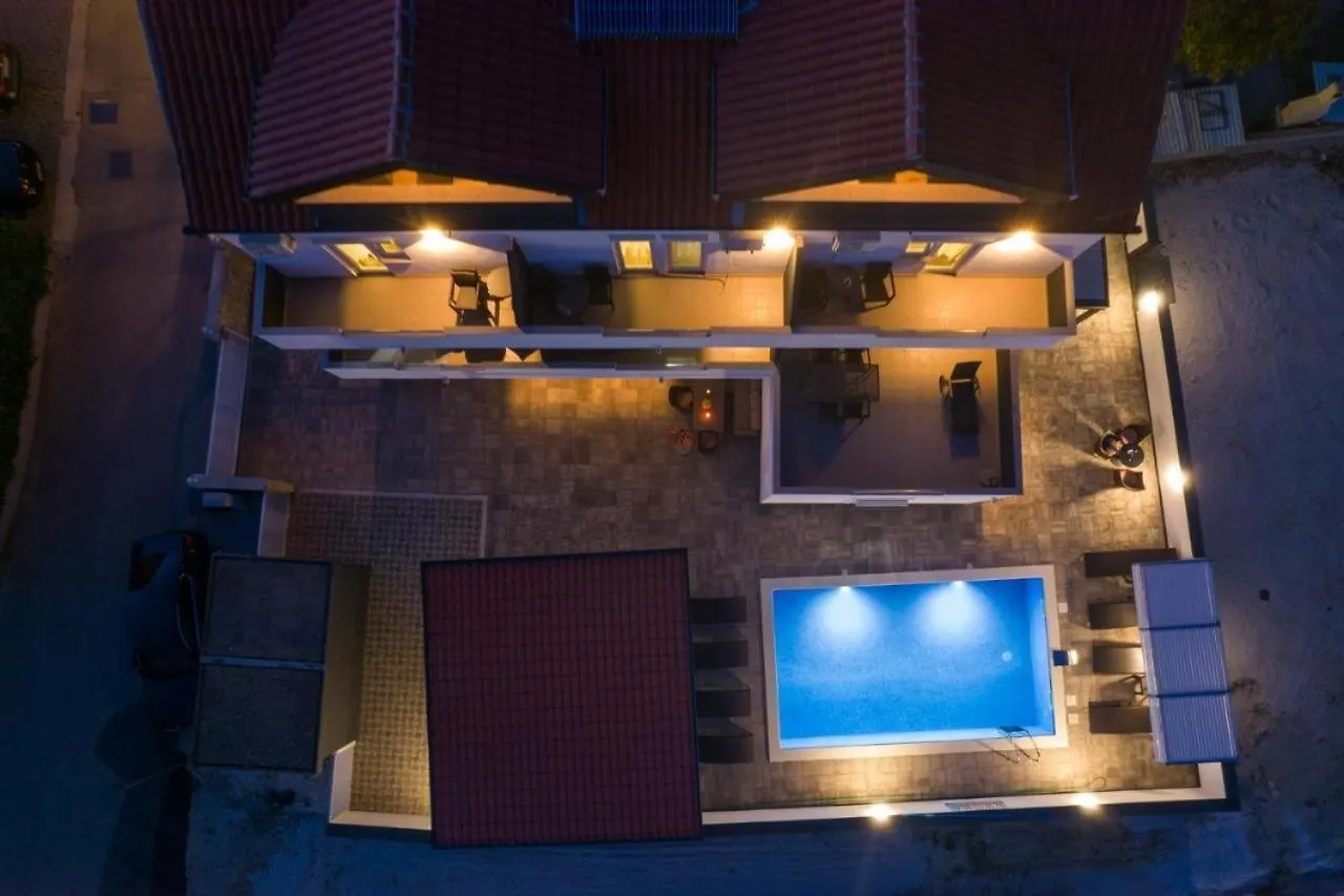 Apartment In Okrug Gornji With Sea View, Terrace, Air Conditioning, Wifi 5134-1 Trogir